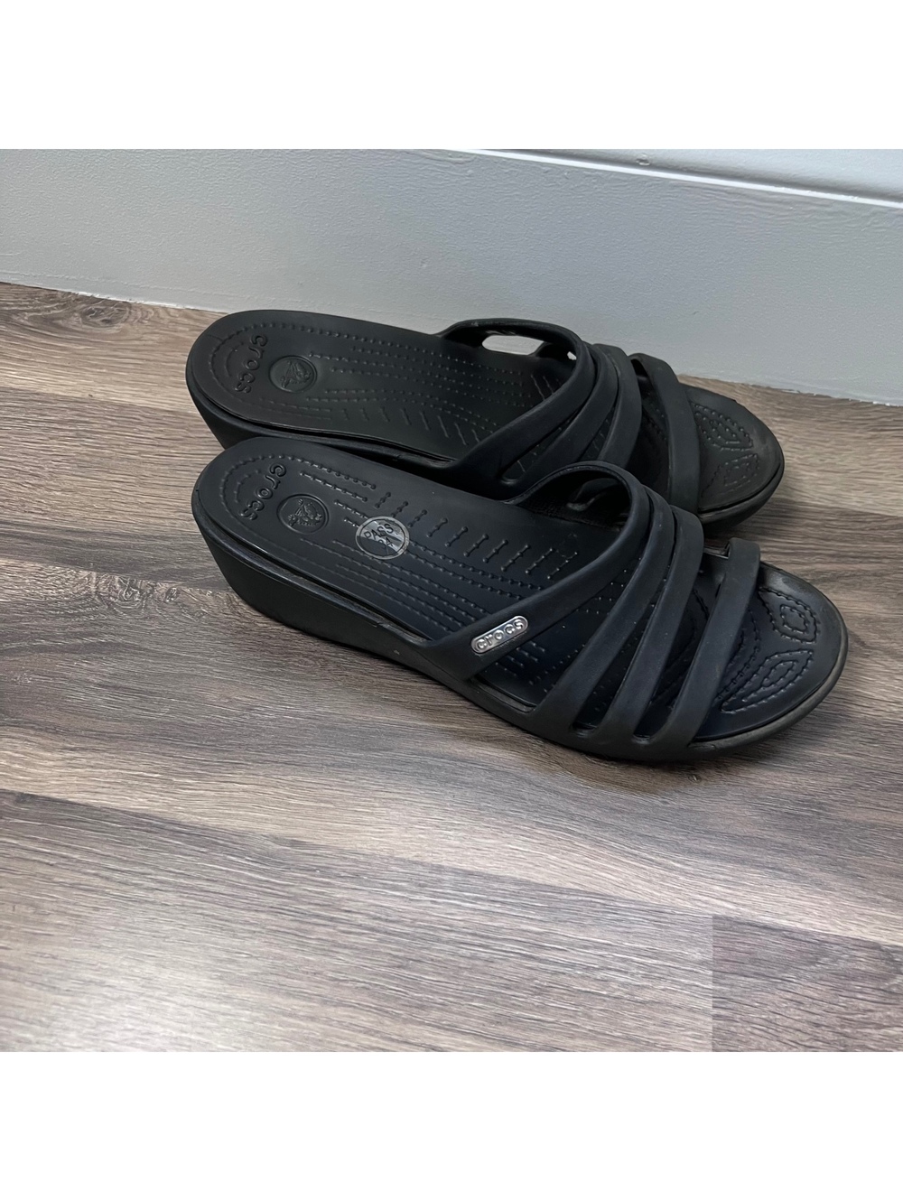 Crocs Women's Size 7